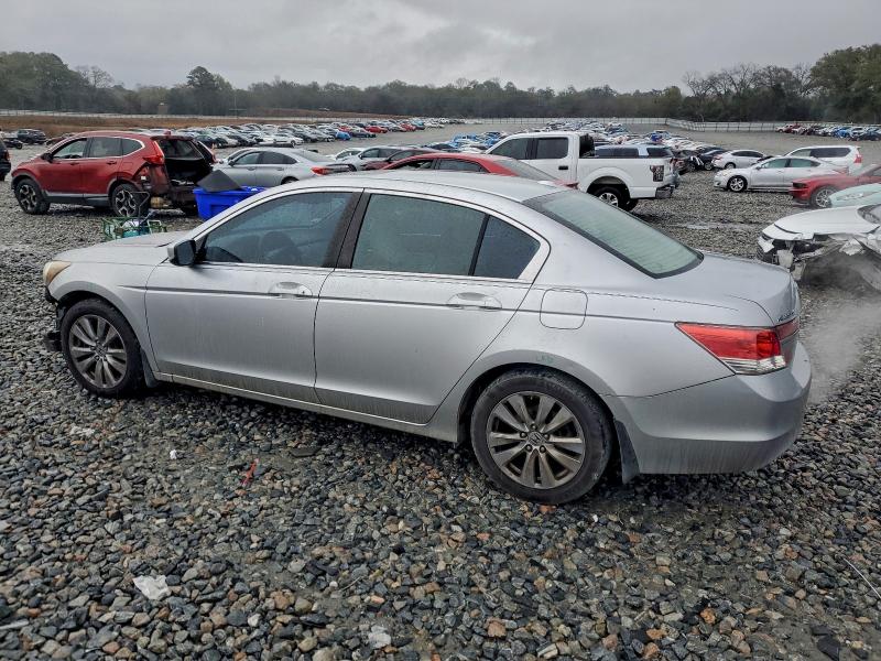 Photo 2 from auction – 2011 HONDA ACCORD with VIN 1HGCP2F89BA044532