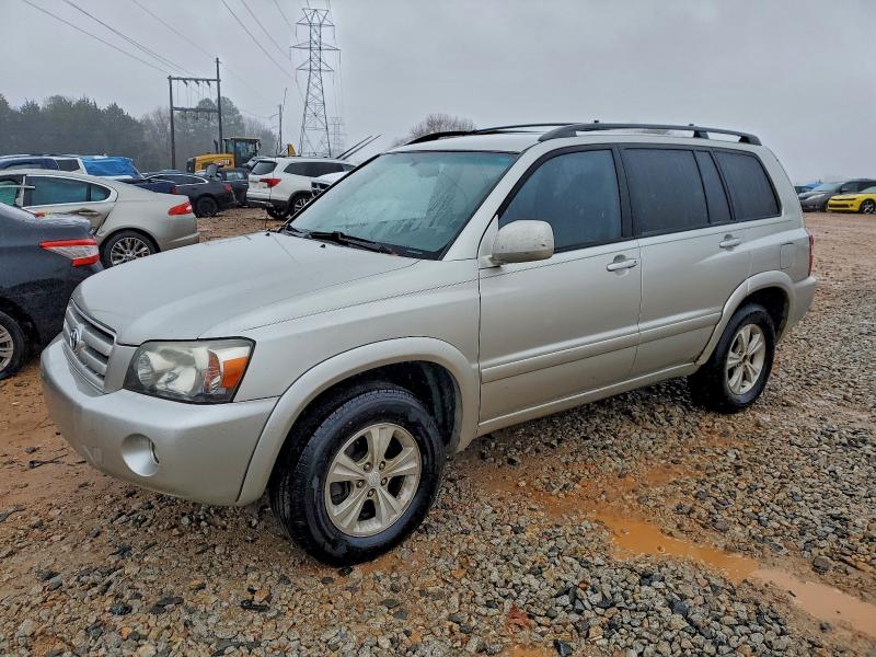 TOYOTA HIGHLANDER 2005 مع رقم تعريف المركبة JTEGD21A050107056 - صورة من المزاد