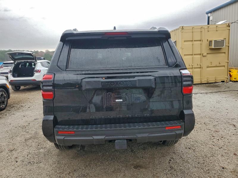 Photo 6 from auction – 2025 TOYOTA 4RUNNER SR5 with VIN JTEVA5AR8S5000780