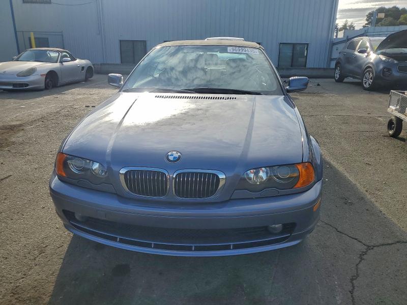 Photo 5 from auction – 2001 BMW 325 CI with VIN WBABS33441JY57725