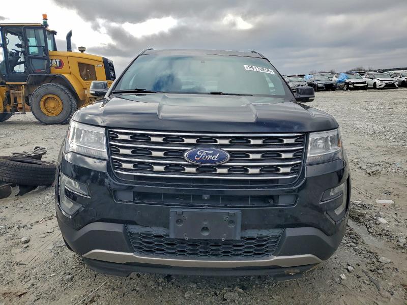 Photo 5 from auction – 2017 FORD EXPLORER L with VIN 1FM5K8F82HGB83640