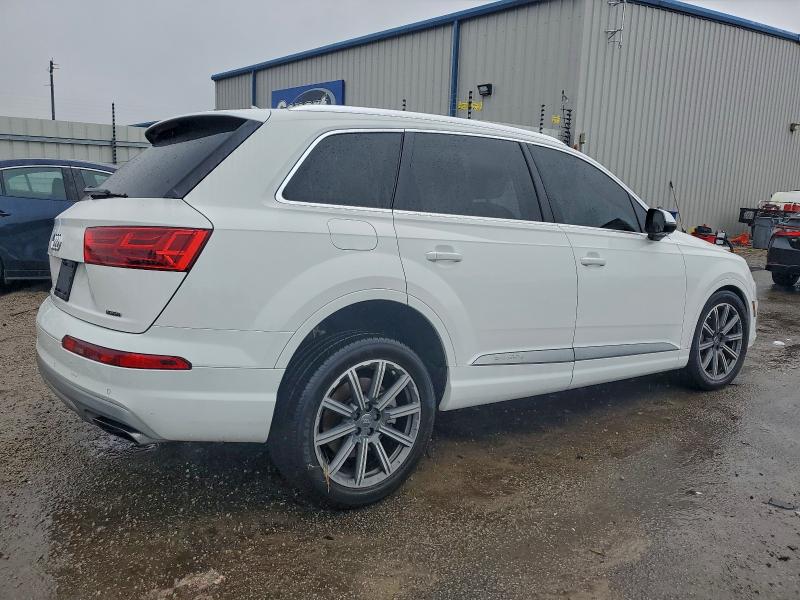 صورة رقم 3 من المزاد - 2017 AUDI Q7 PREMIUM مع VIN WA1LHBF76HD047604