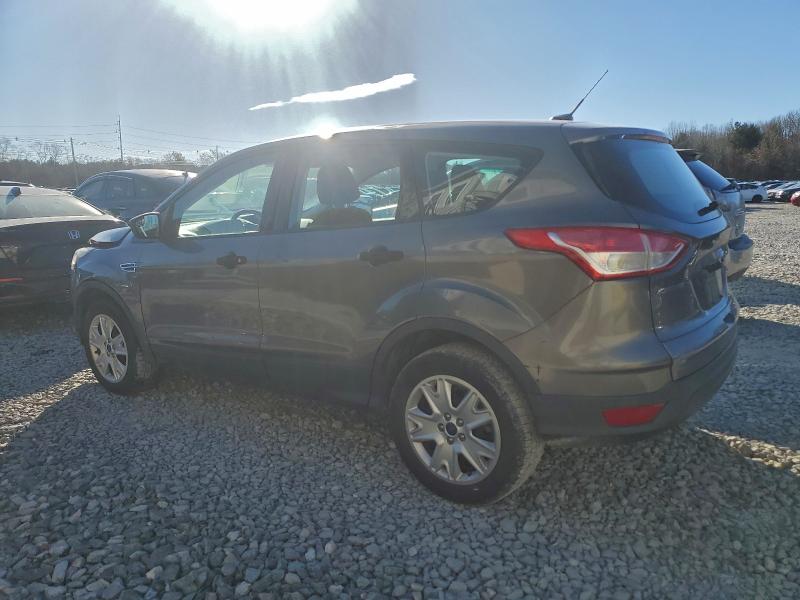 Photo 2 from auction – 2013 FORD ESCAPE S with VIN 1FMCU0F74DUC06079