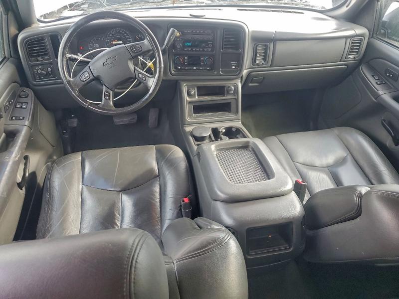 Photo 8 from auction – 2004 CHEVROLET SILVERADO with VIN 2GCEC19T641254340