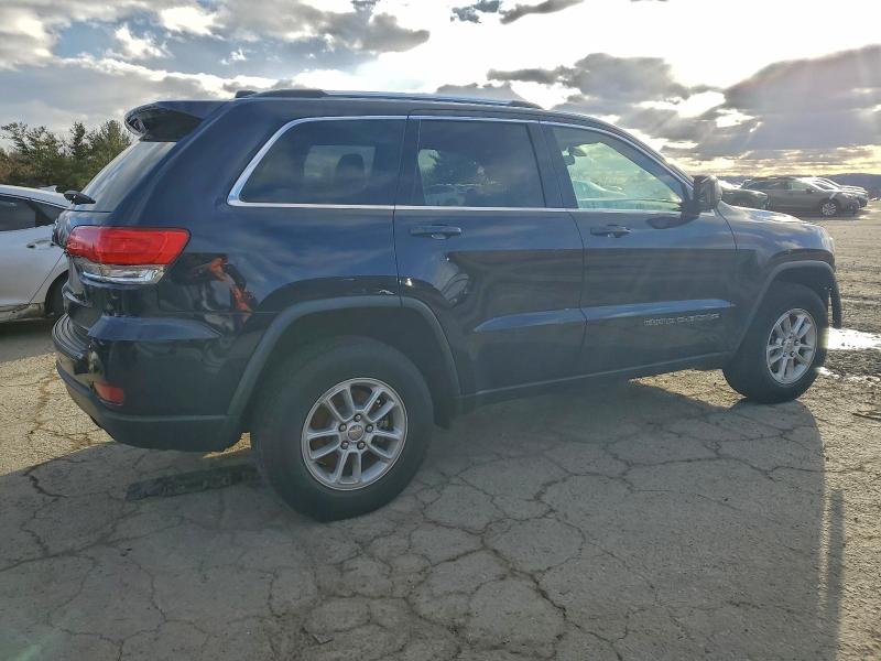 Photo 3 from auction – 2018 JEEP GRAND CHER with VIN 1C4RJFAG4JC280332
