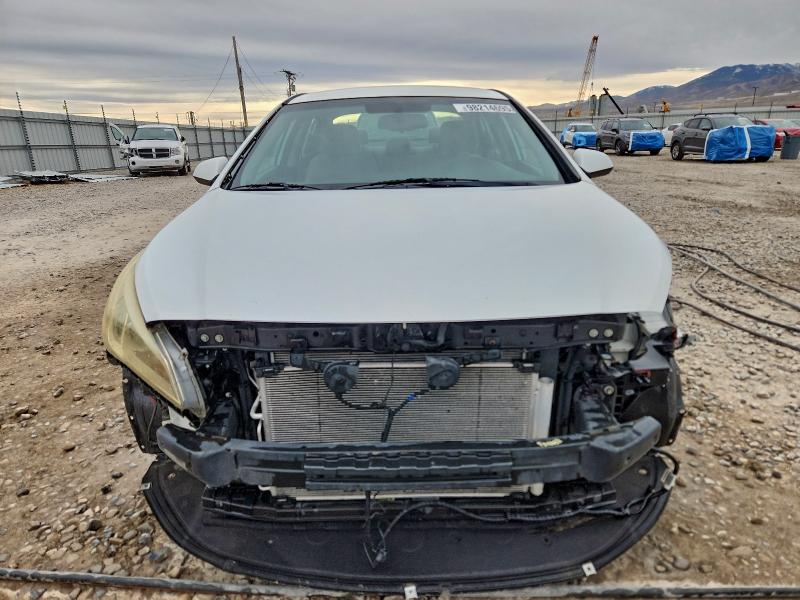 Photo 5 from auction – 2016 HYUNDAI SONATA SE with VIN 5NPE24AF2GH346557