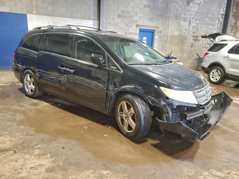 Photo 4 from auction – 2011 HONDA ODYSSEY TO with VIN 5FNRL5H91BB023242