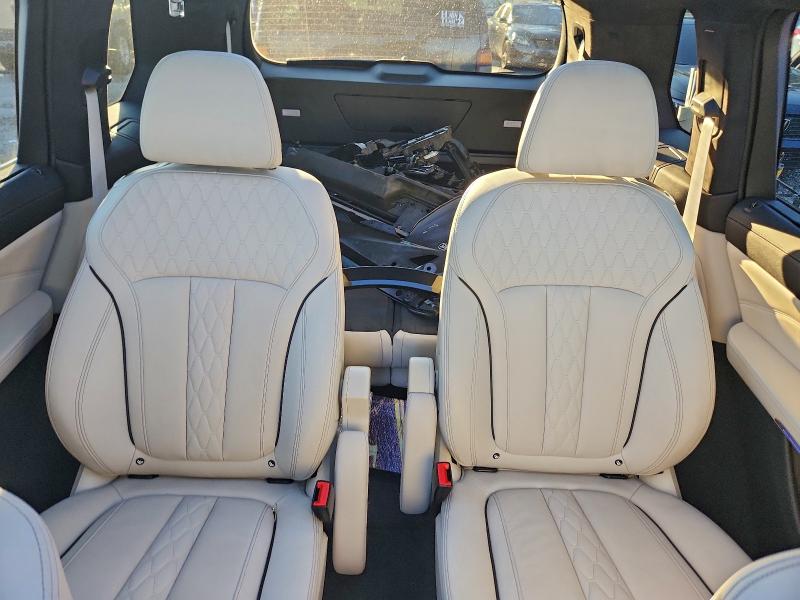 Photo 10 from auction – 2021 BMW X7 XDRIVE4 with VIN 5UXCW2C03M9H66522
