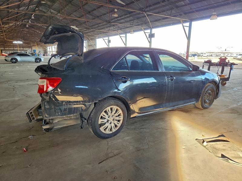 Photo 3 from auction – 2014 TOYOTA CAMRY HYBR with VIN 4T1BD1FK3EU100665