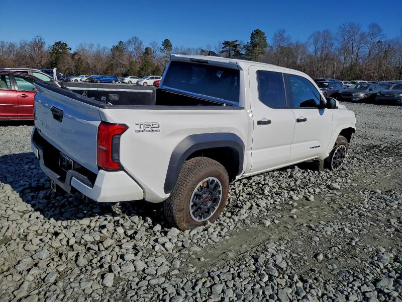 Photo 3 from auction – 2024 TOYOTA TACOMA DOU with VIN 3TMLB5JN1RM021075