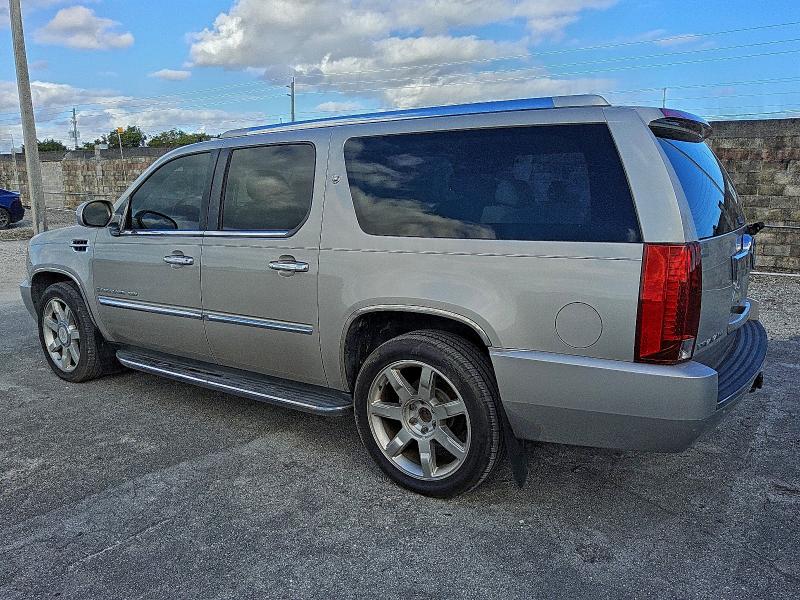 Photo 2 from auction – 2007 CADILLAC ESCALADE E with VIN 1GYFK66887R247934