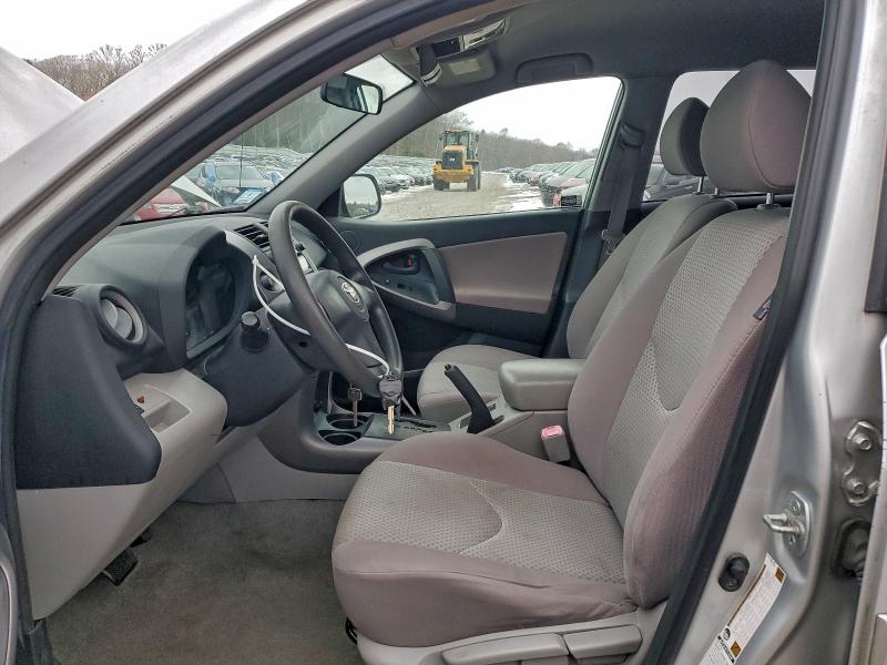 Photo 7 from auction – 2007 TOYOTA RAV4 with VIN JTMBD35V875078008