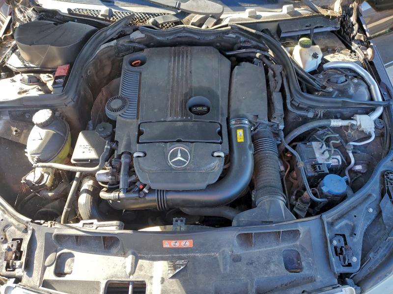Photo 11 from auction – 2013 MERCEDES-BENZ C with VIN WDDGF4HB0DR264367