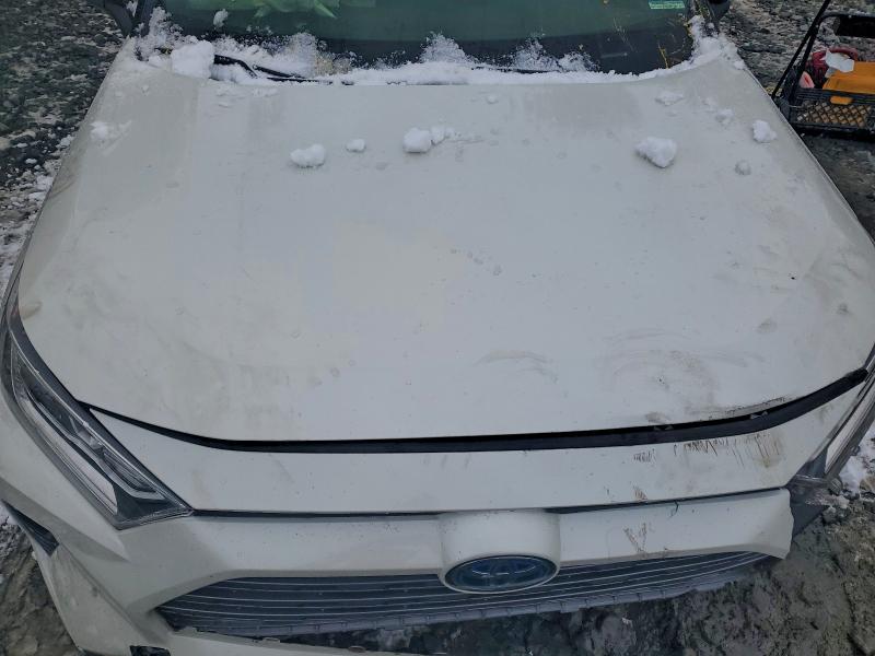 Photo 12 from auction – 2020 TOYOTA RAV4 XSE with VIN JTMEWRFV8LJ036710