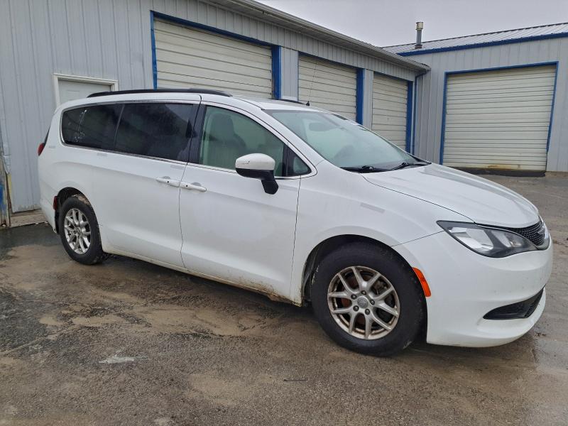 Photo 4 from auction – 2021 CHRYSLER VOYAGER LX with VIN 2C4RC1DG2MR551361