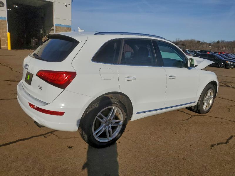 Foto 3 de la subasta – 2015 AUDI Q5 PREMIUM con VIN WA1LFAFP5FA006301
