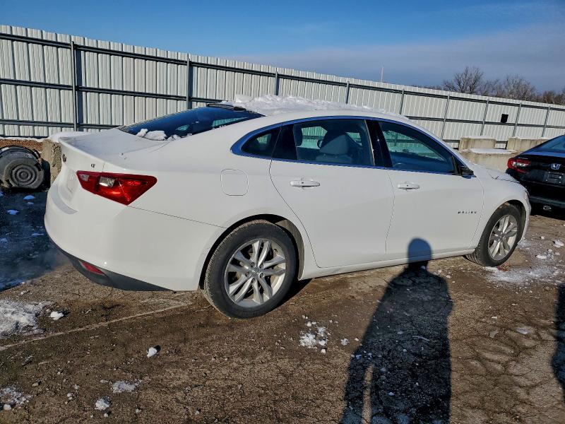 Photo 3 from auction – 2016 CHEVROLET MALIBU LT with VIN 1G1ZE5ST6GF232597
