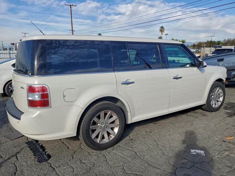 Photo 3 from auction – 2010 FORD FLEX SEL with VIN 2FMGK5CC2ABB30532