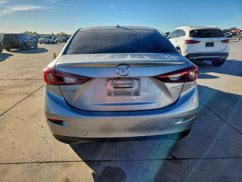 Photo 6 from auction – 2016 MAZDA 3 with VIN JM1BM1W74G1337301