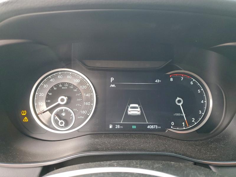 Photo 9 from auction – 2022 GENESIS G70 BASE with VIN KMTG54TE6NU102581