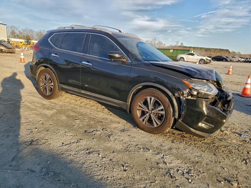 Photo 4 from auction – 2017 NISSAN ROGUE S with VIN 5N1AT2MT0HC812299