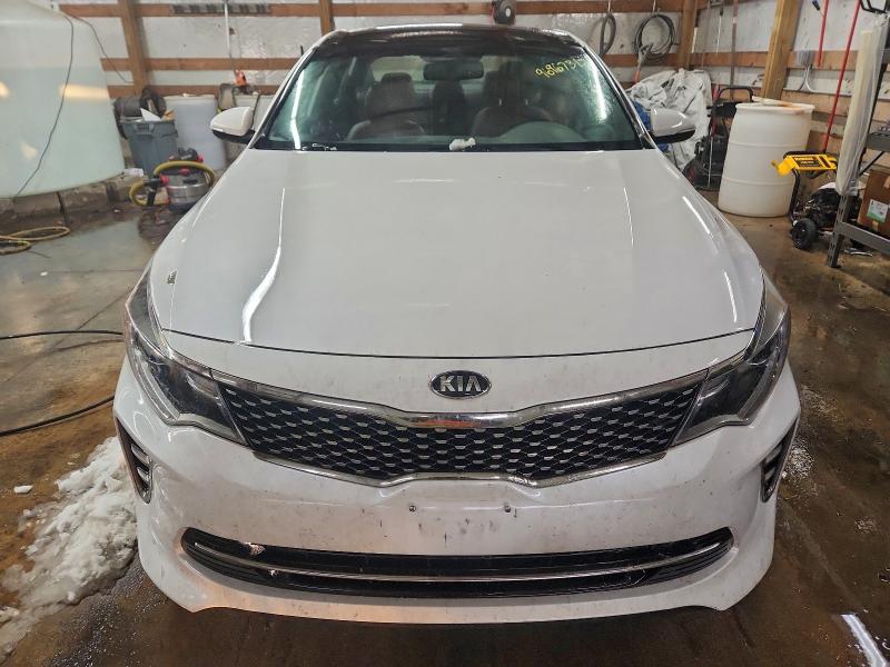 Photo 5 from auction – 2016 KIA OPTIMA SX with VIN 5XXGW4L23GG013559