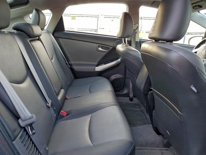 Photo 10 from auction – 2014 TOYOTA PRIUS with VIN JTDKN3DU7E1758363