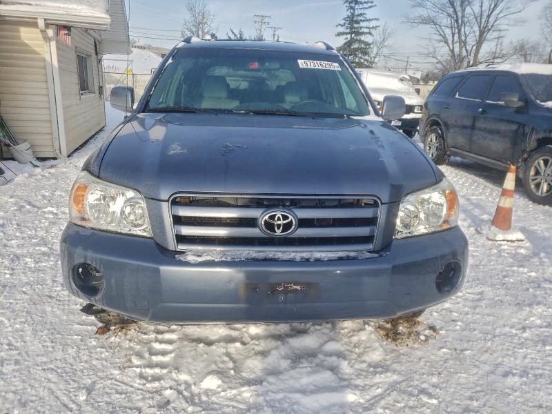 Photo 5 from auction – 2007 TOYOTA HIGHLANDER with VIN JTEGD21A870163006