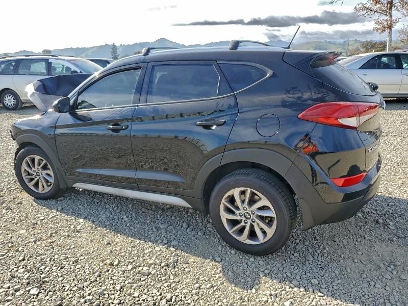 Photo 2 from auction – 2017 HYUNDAI TUCSON LIM with VIN KM8J33A40HU534873