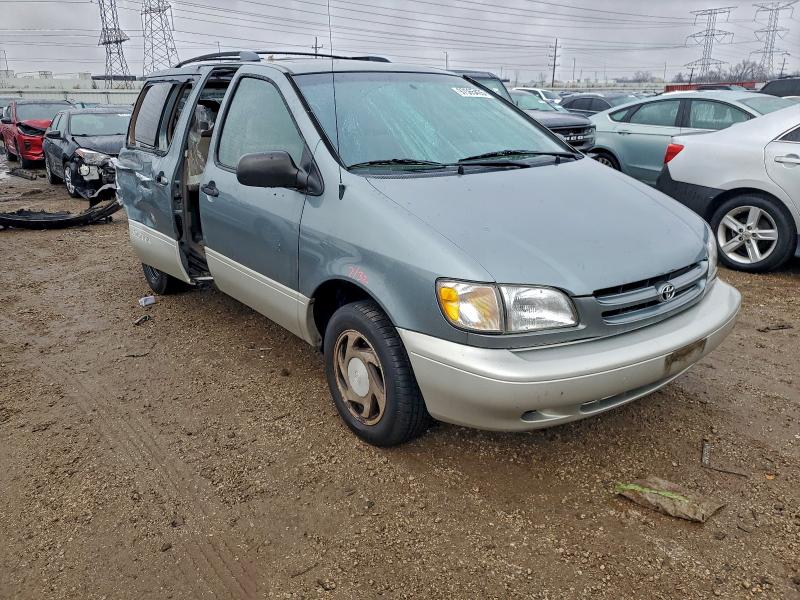 Photo 4 from auction – 2000 TOYOTA SIENNA LE with VIN 4T3ZF13C4YU318471