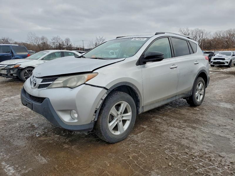 TOYOTA RAV4 XLE 2014 with VIN 2T3RFREV2EW148927 - Photo from auction