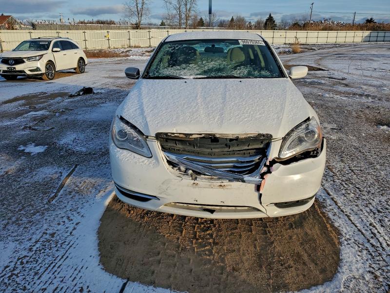 Photo 5 from auction – 2013 CHRYSLER 200 LX with VIN 1C3CCBAB7DN761718
