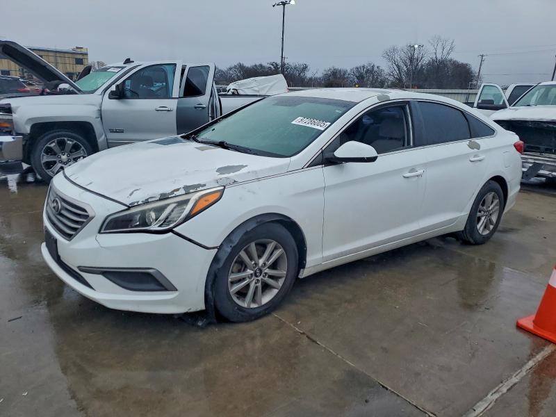 HYUNDAI SONATA SE 2017 with VIN 5NPE24AFXHH520215 - Photo from auction