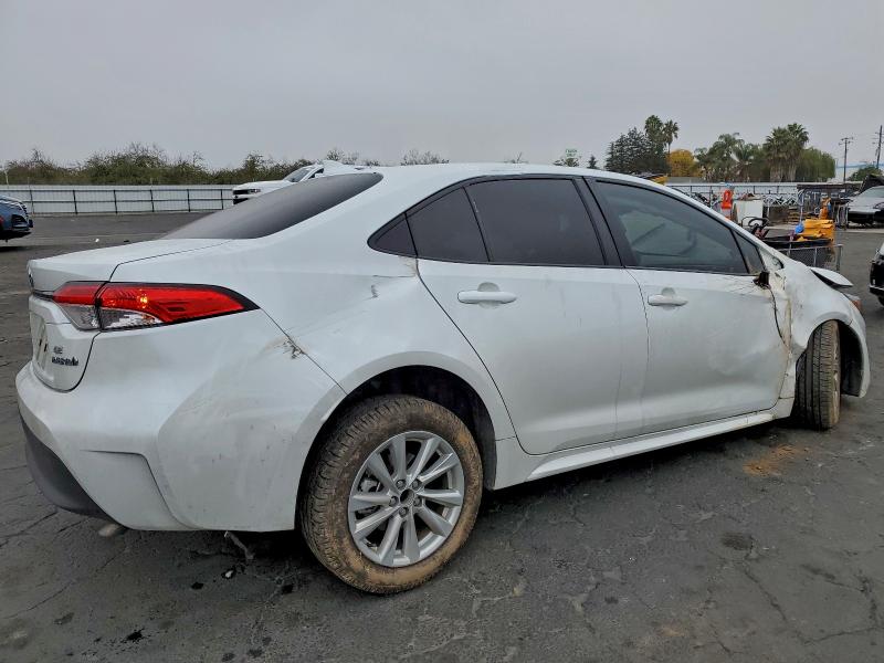 Photo 3 from auction – 2024 TOYOTA COROLLA LE with VIN JTDBCMFE2R3045110