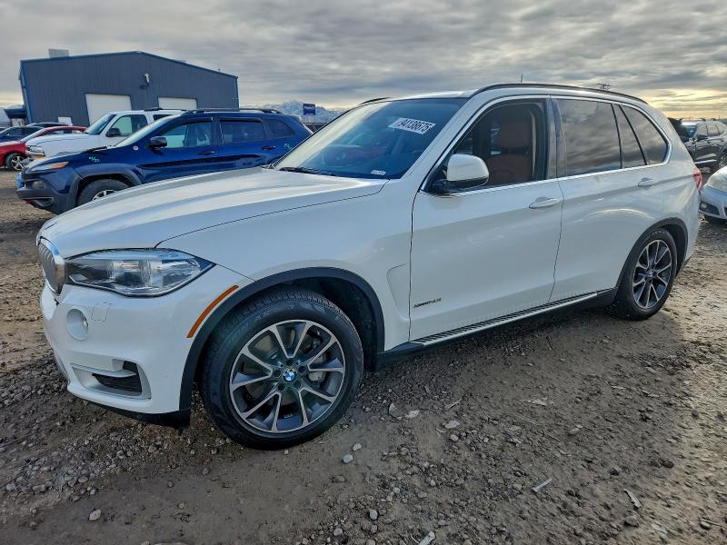 BMW X5 XDRIVE5 2015 with VIN 5UXKR6C52F0J76435 - Photo from auction