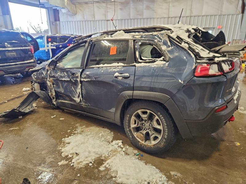 Photo 2 from auction – 2019 JEEP CHEROKEE T with VIN 1C4PJMBX8KD442016