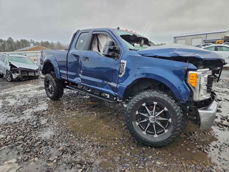 Photo 4 from auction – 2017 FORD F350 SUPER with VIN 1FT8X3BT2HEC05342