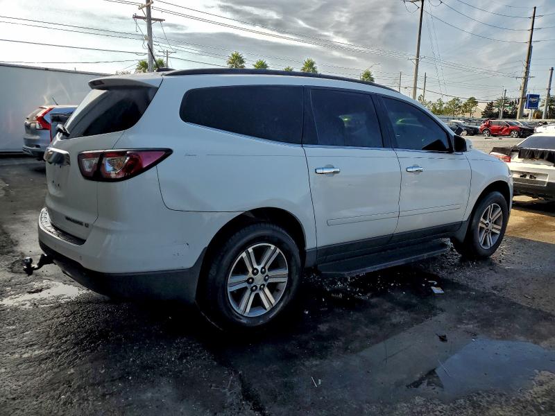 Photo 3 from auction – 2016 CHEVROLET TRAVERSE L with VIN 1GNKRGKD7GJ335632