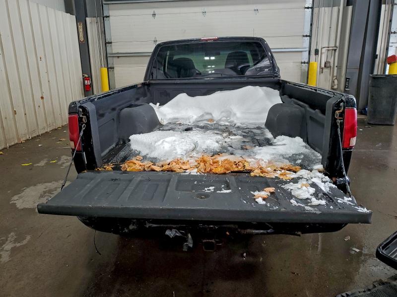 Photo 6 from auction – 2000 GMC SONOMA with VIN 1GTCS19W5YK194514