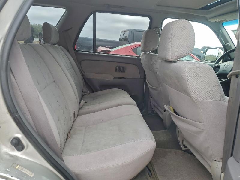 Photo 10 from auction – 2002 TOYOTA 4RUNNER SR with VIN JT3GN86R320244964