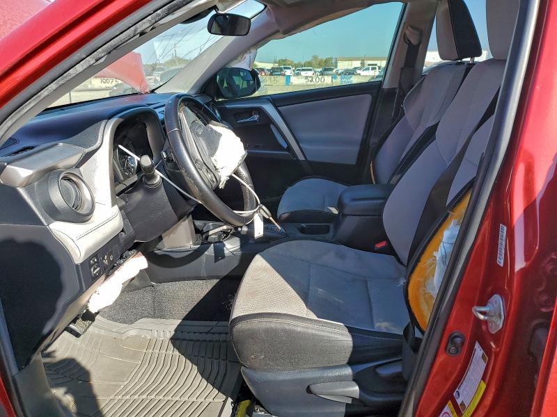 Photo 7 from auction – 2017 TOYOTA RAV4 with VIN JTMWFREVXHJ122307