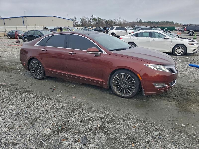 Photo 4 from auction – 2016 LINCOLN MKZ with VIN 3LN6L2G94GR626206