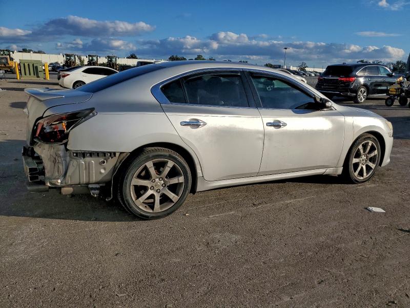 Photo 3 from auction – 2014 NISSAN MAXIMA S with VIN 1N4AA5AP8EC462960
