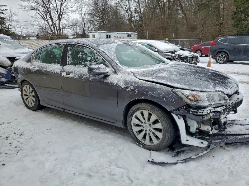 Photo 4 from auction – 2015 HONDA ACCORD EXL with VIN 1HGCR2F87FA050877