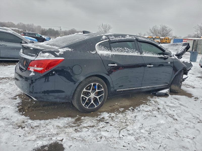 Photo 3 from auction – 2016 BUICK LACROSSE S with VIN 1G4G45G35GF253897