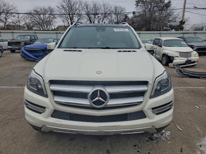 Photo 5 from auction – 2013 MERCEDES-BENZ GL 450 4MA with VIN 4JGDF7CE2DA182778