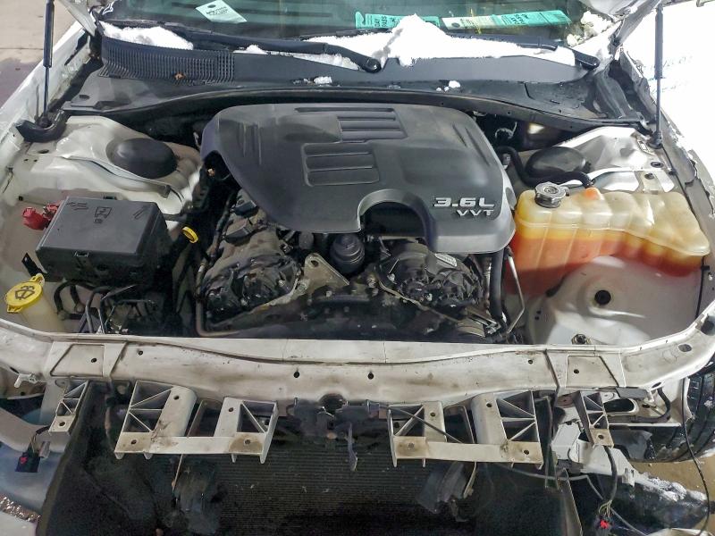 Photo 11 from auction – 2013 CHRYSLER 300 with VIN 2C3CCAAG5DH659378