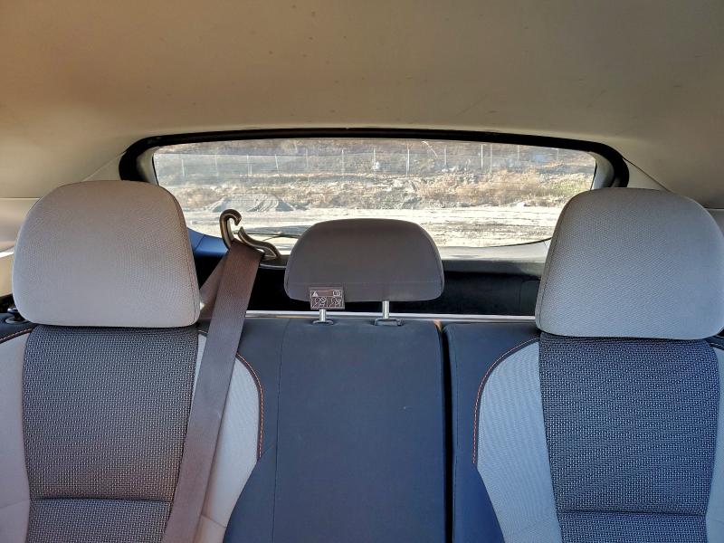 Photo 10 from auction – 2018 SUBARU CROSSTREK with VIN JF2GTABC9JH298765