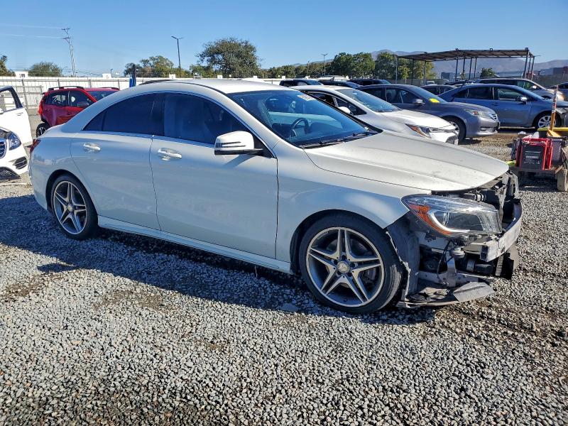 Photo 4 from auction – 2014 MERCEDES-BENZ CLA with VIN WDDSJ4EBXEN119164