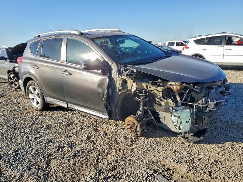 Photo 4 from auction – 2014 TOYOTA RAV4 XLE with VIN 2T3WFREV4EW104382